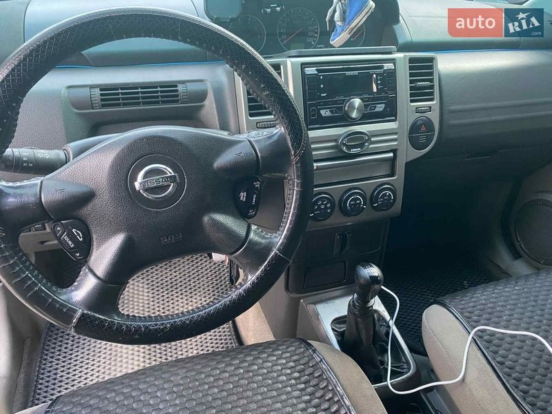 Внедорожник / Кроссовер Nissan X-Trail 2006 в Микуличине