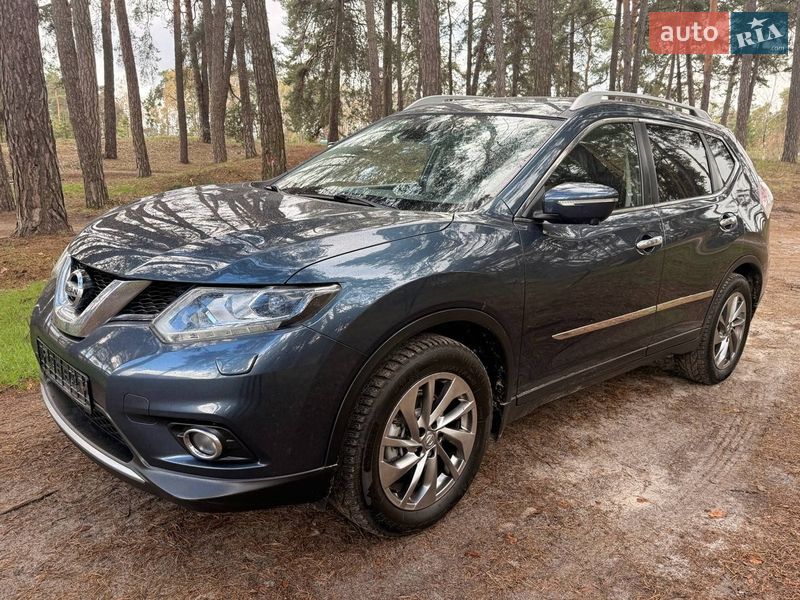 Внедорожник / Кроссовер Nissan X-Trail 2016 в Ахтырке