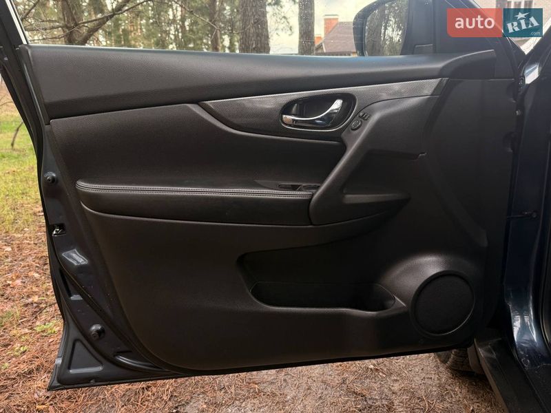 Внедорожник / Кроссовер Nissan X-Trail 2016 в Ахтырке