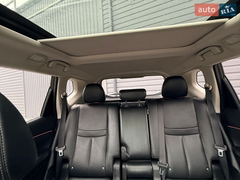 Внедорожник / Кроссовер Nissan X-Trail 2015 в Кропивницком