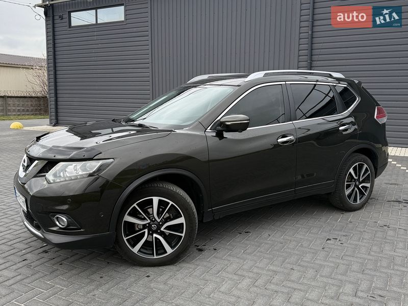Внедорожник / Кроссовер Nissan X-Trail 2015 в Кропивницком