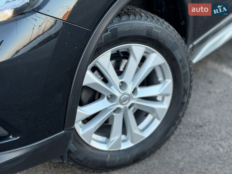 Внедорожник / Кроссовер Nissan X-Trail 2017 в Виннице