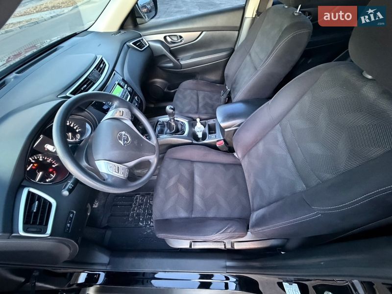 Внедорожник / Кроссовер Nissan X-Trail 2017 в Виннице