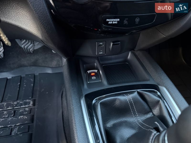 Внедорожник / Кроссовер Nissan X-Trail 2017 в Виннице