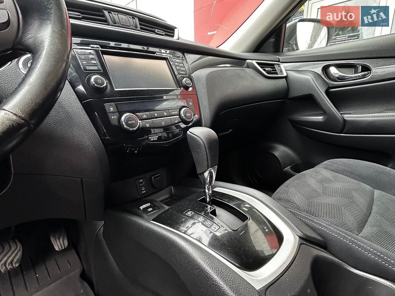 Позашляховик / Кросовер Nissan X-Trail 2016 в Вінниці