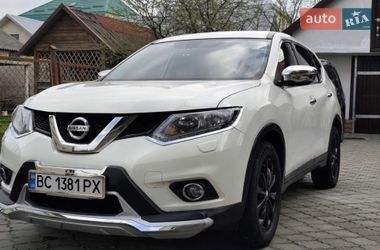 Внедорожник / Кроссовер Nissan X-Trail 2016 в Львове
