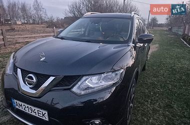 Внедорожник / Кроссовер Nissan X-Trail 2016 в Олевске