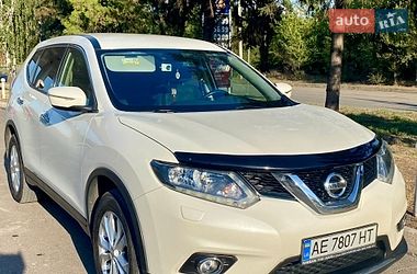 Позашляховик / Кросовер Nissan X-Trail 2016 в Кривому Розі