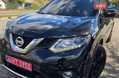 Внедорожник / Кроссовер Nissan X-Trail 2016 в Ровно