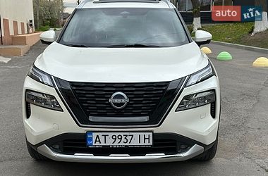 Внедорожник / Кроссовер Nissan X-Trail 2024 в Тростянце