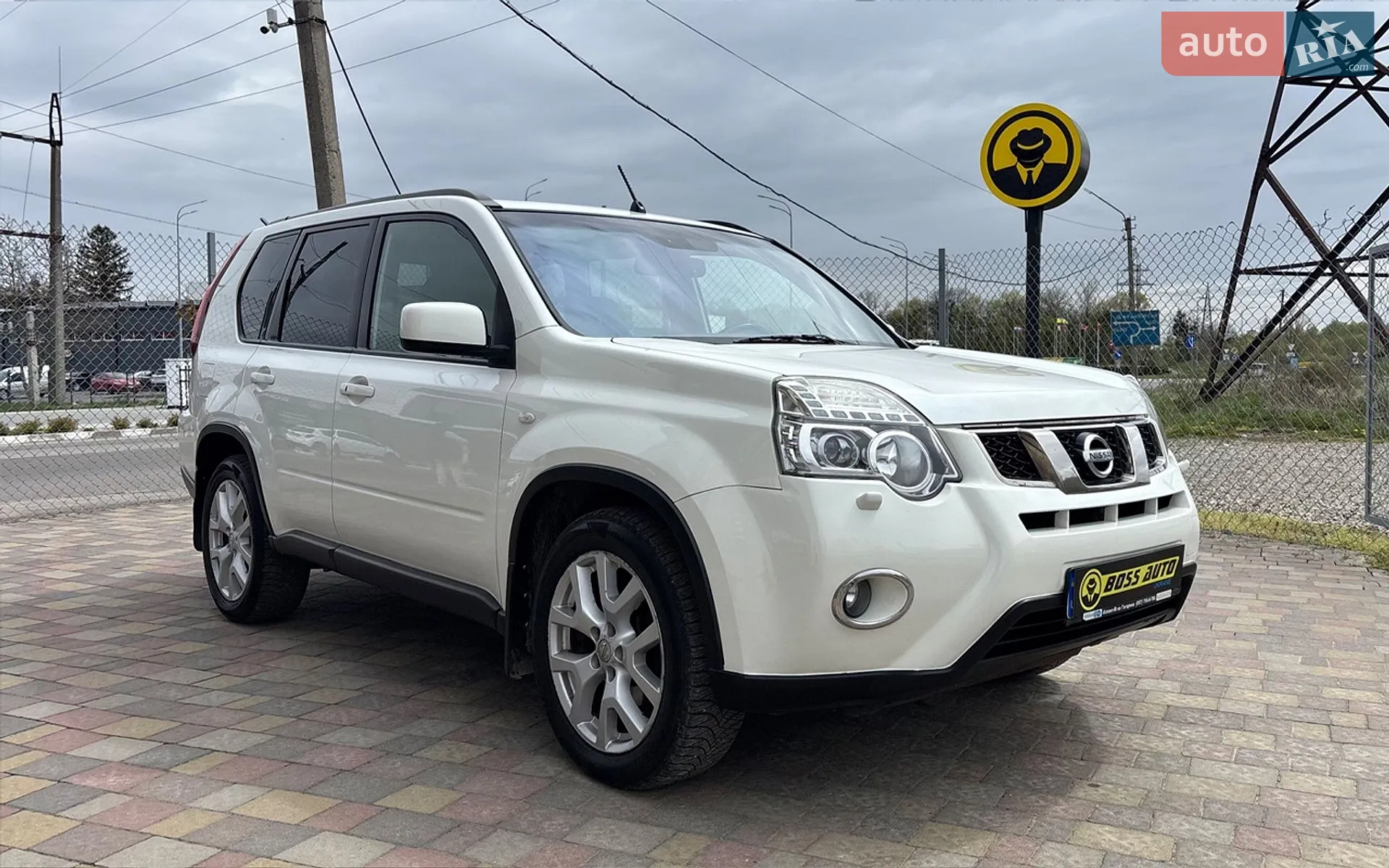 2011 Nissan X-Trail - фото 1