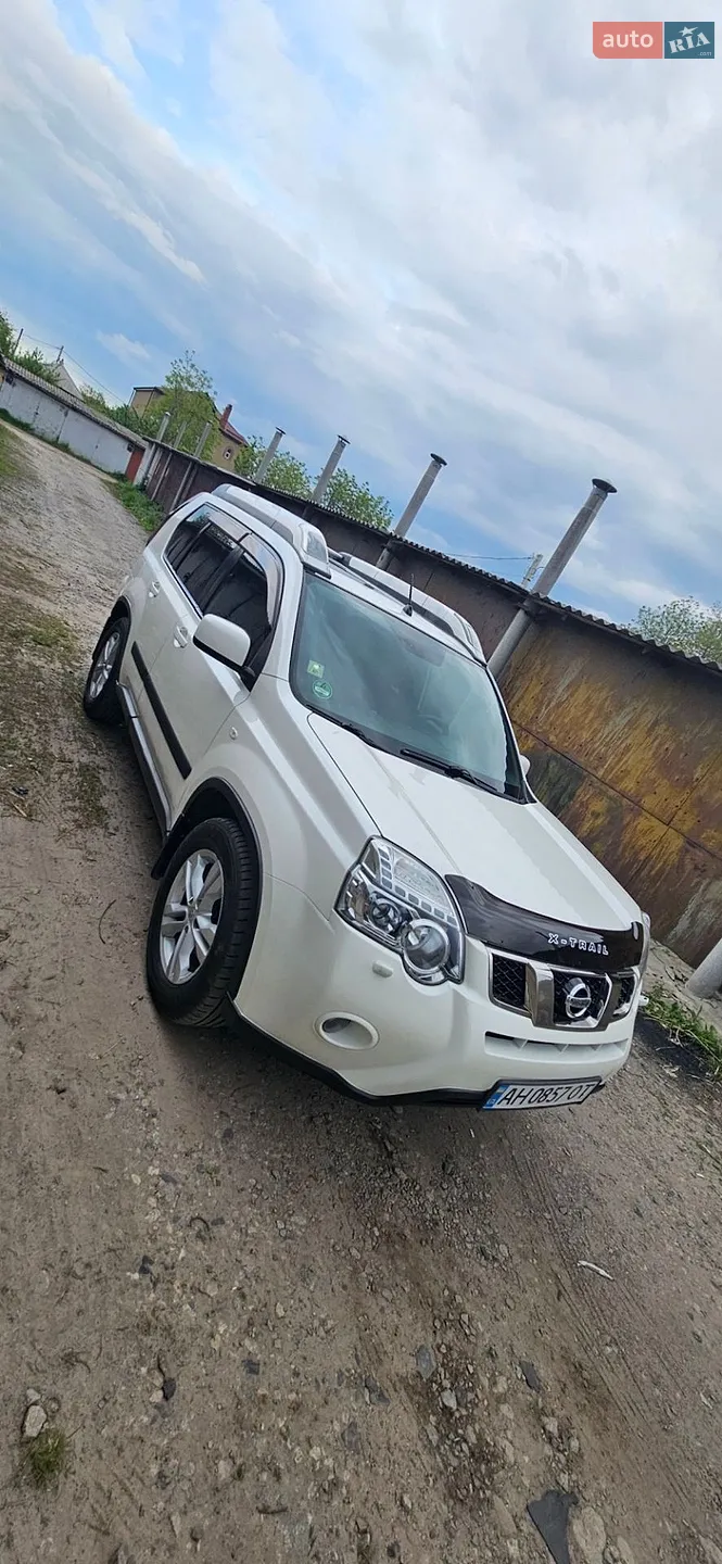 2010 Nissan X-Trail - фото 1