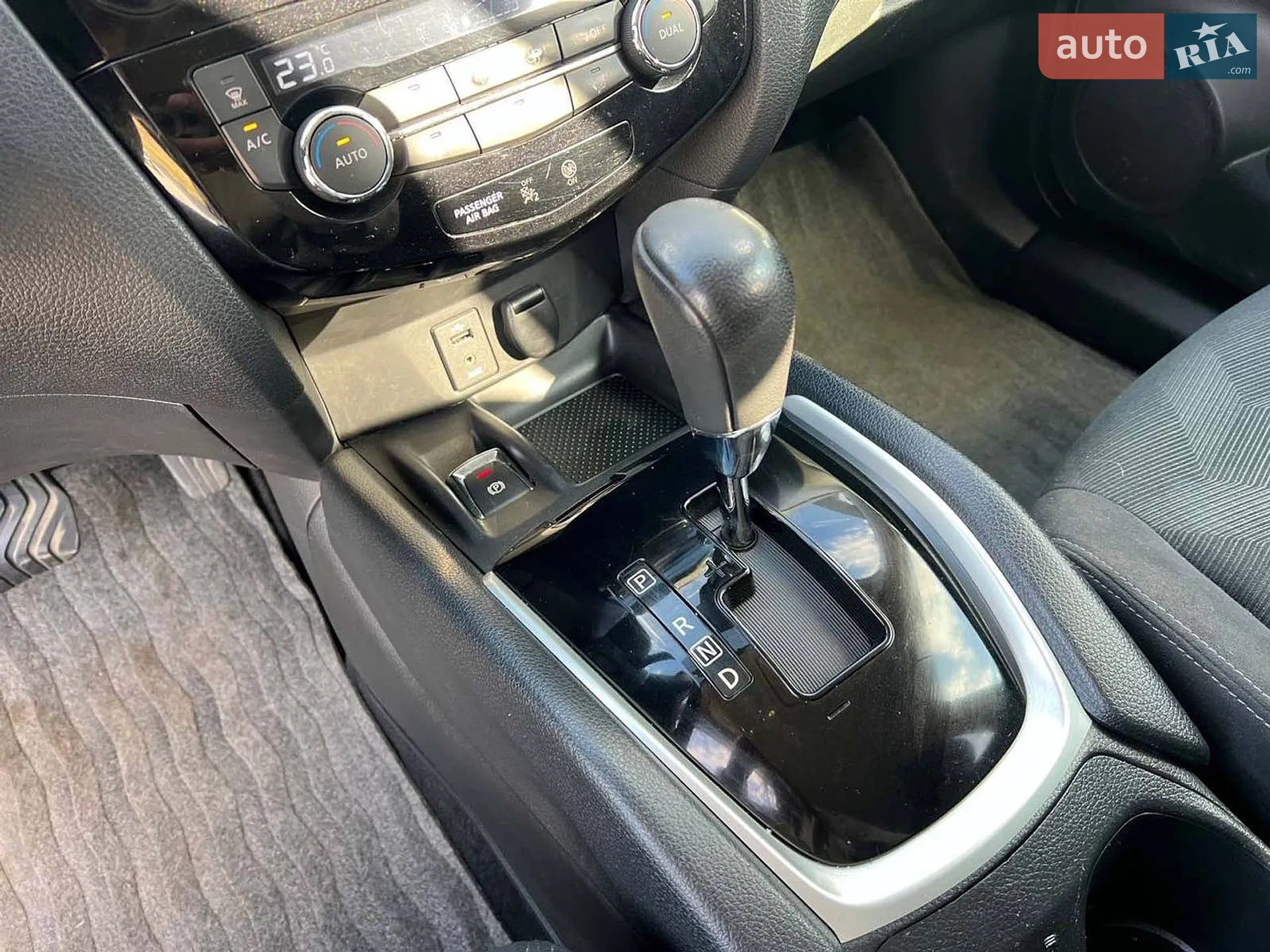 2015 Nissan X-Trail - мініатюра 36