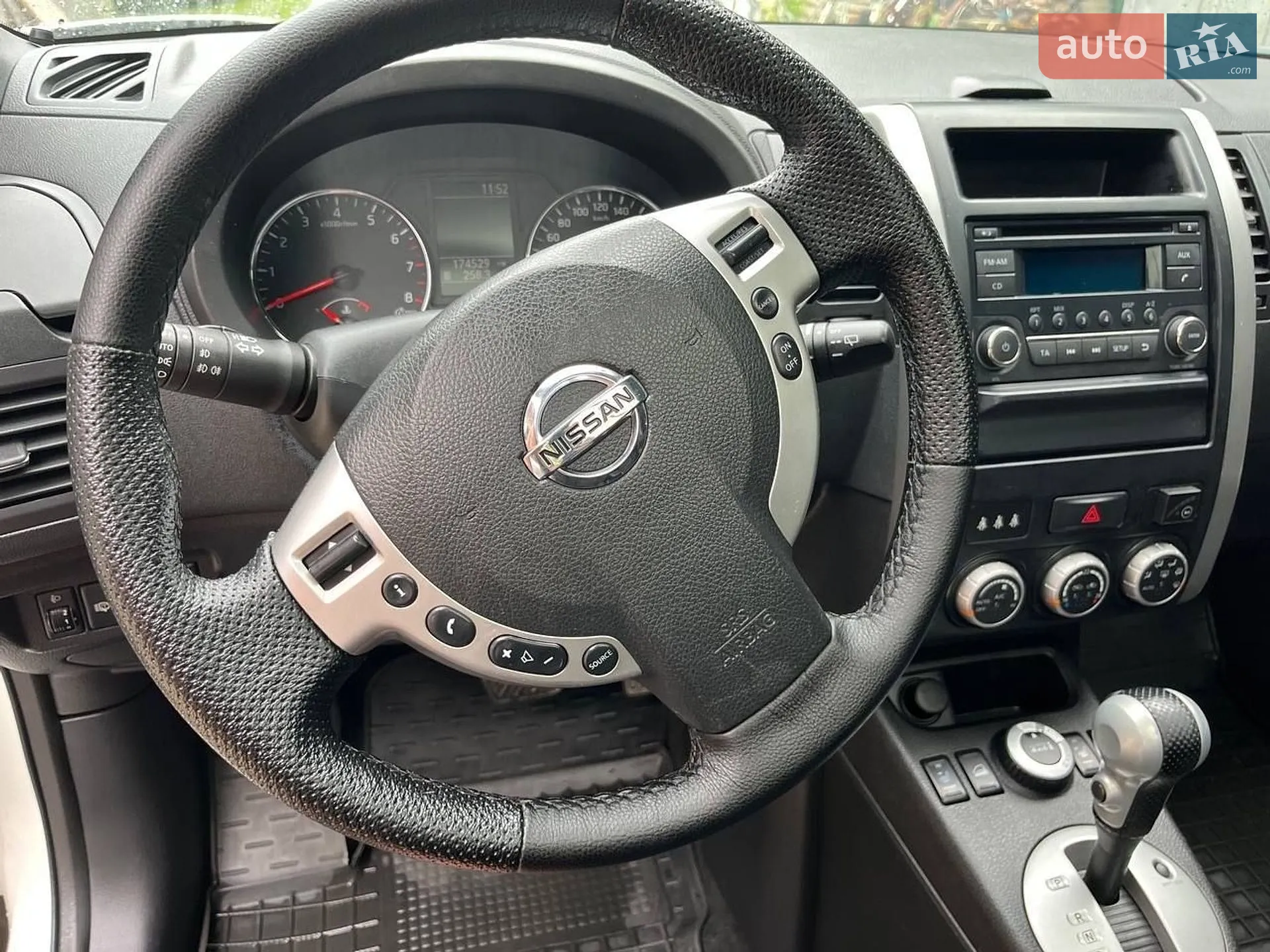 2012 Nissan X-Trail - мініатюра 13