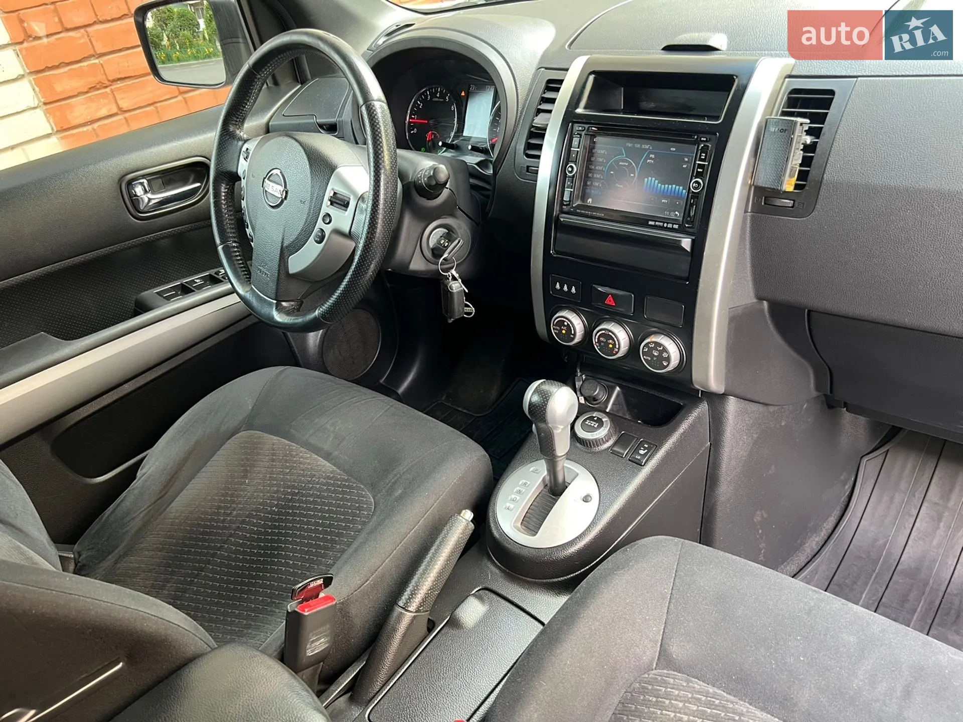 Nissan X Trail 2011 VIN JN1TBNT31U0300991 фото оголошення 11 з 20