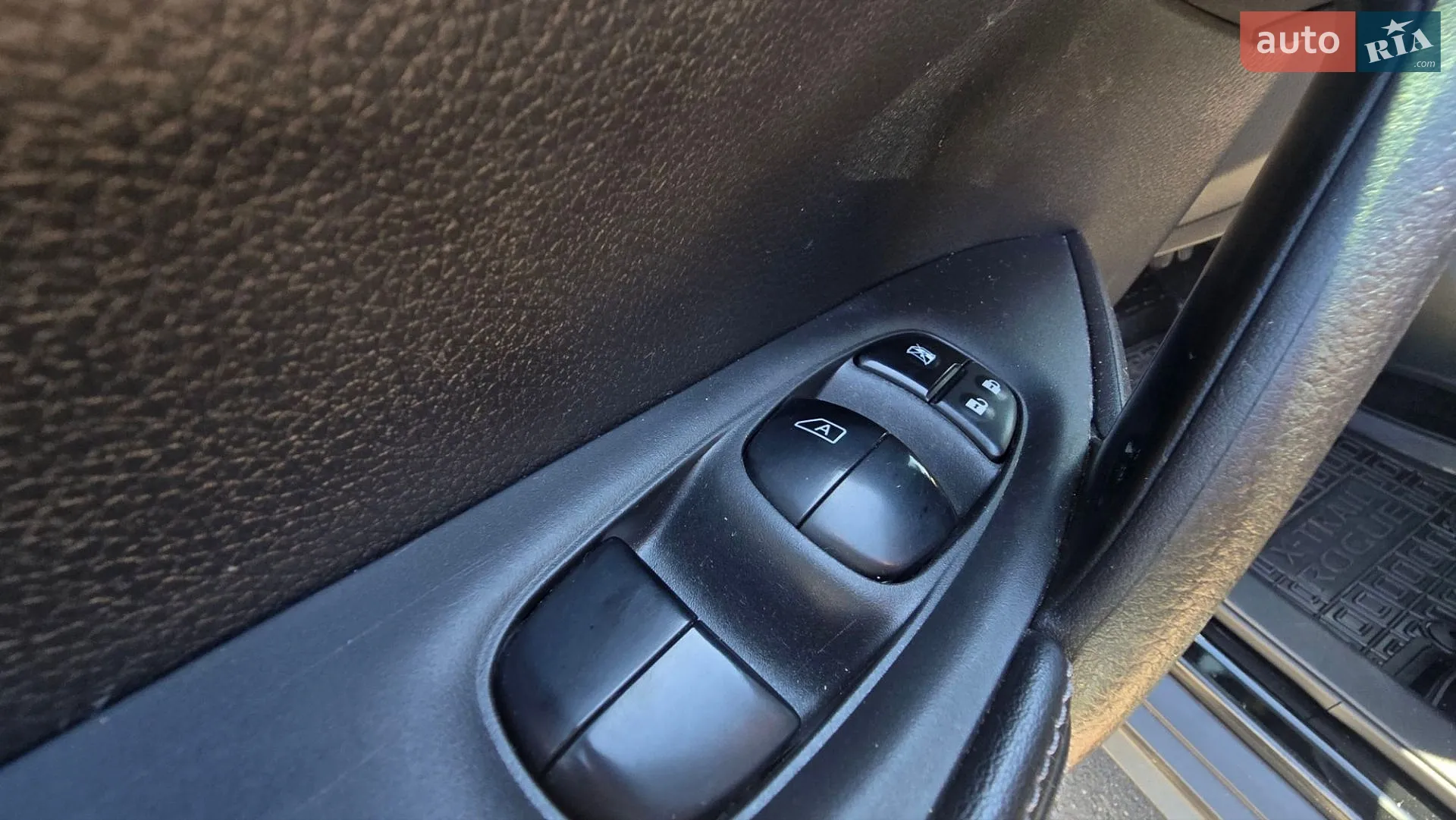 2017 Nissan X-Trail - мініатюра 24