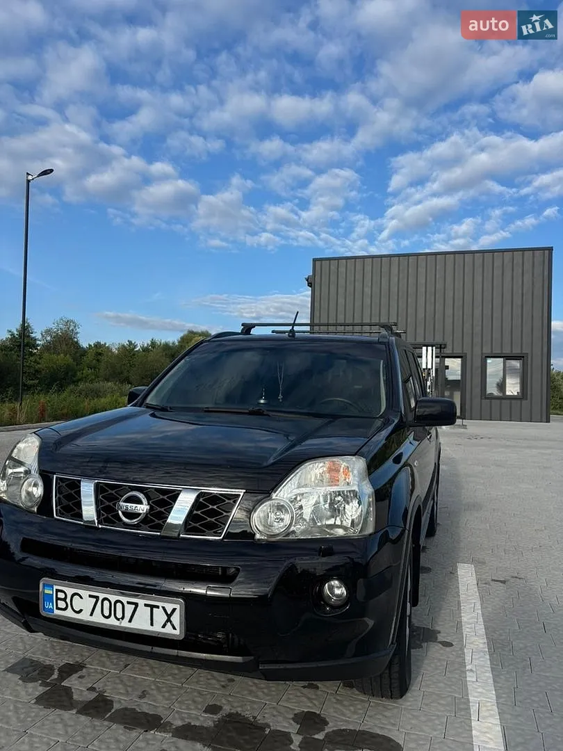2010 Nissan X-Trail - фото 1