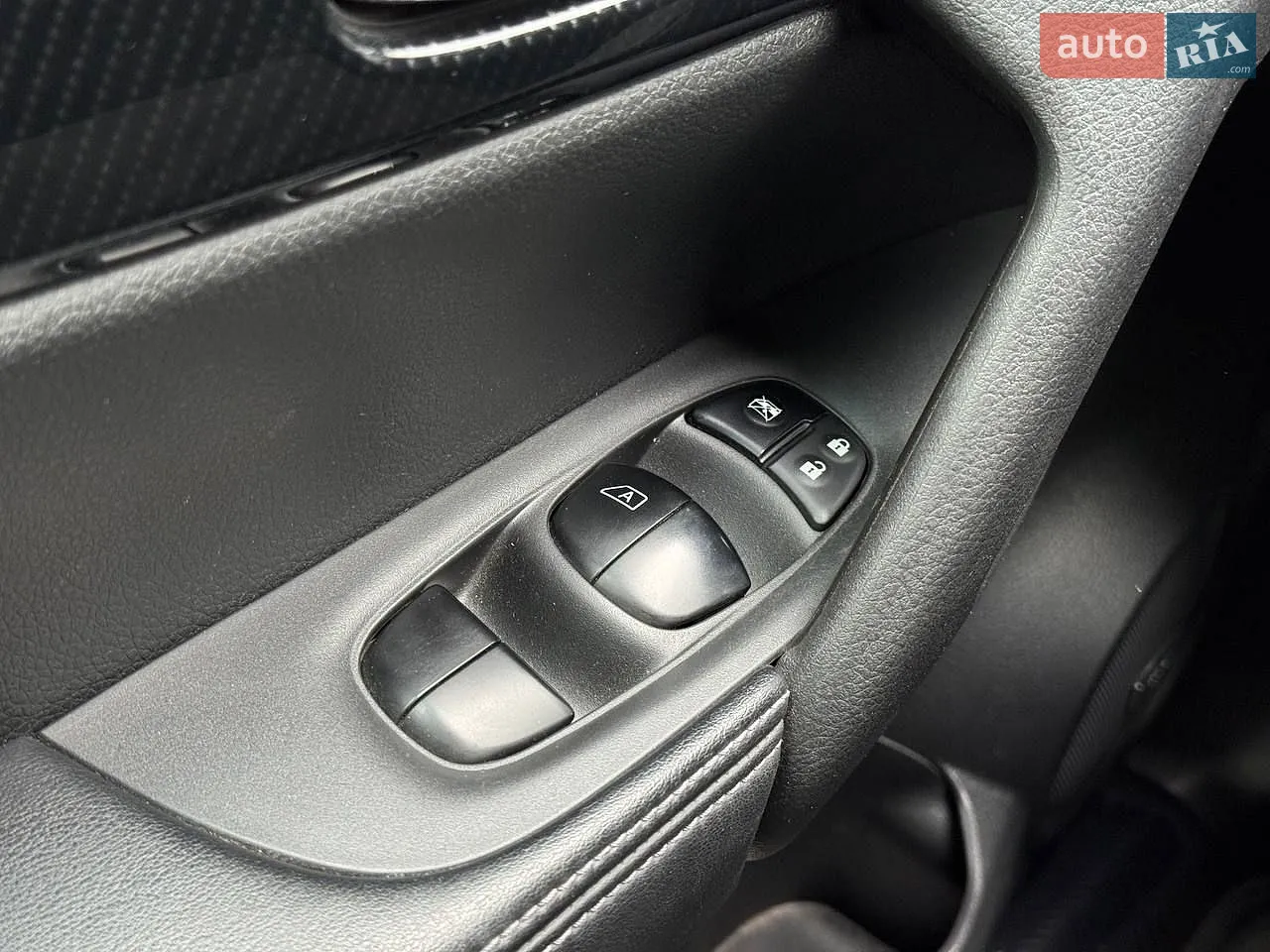 2018 Nissan X-Trail - мініатюра 23