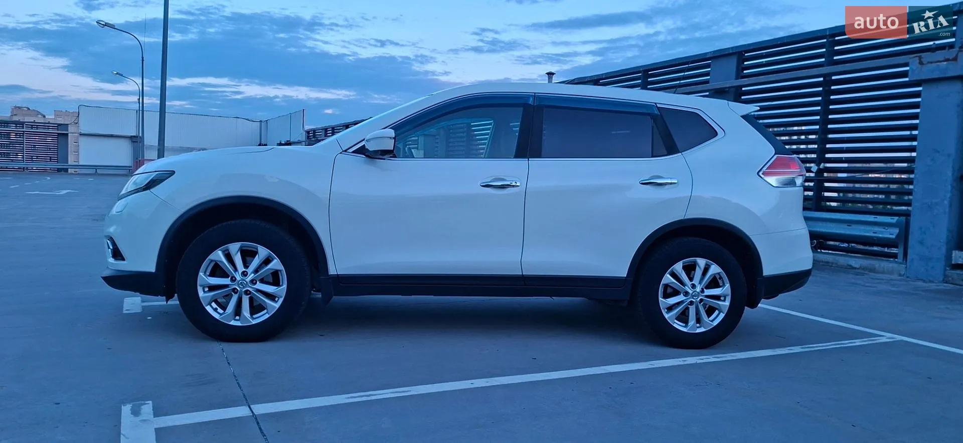 2015 Nissan X-Trail - мініатюра 4