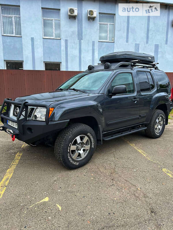 Позашляховик / Кросовер Nissan Xterra 2010 в Рівному