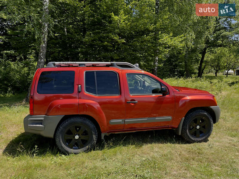 Позашляховик / Кросовер Nissan Xterra 2012 в Косові
