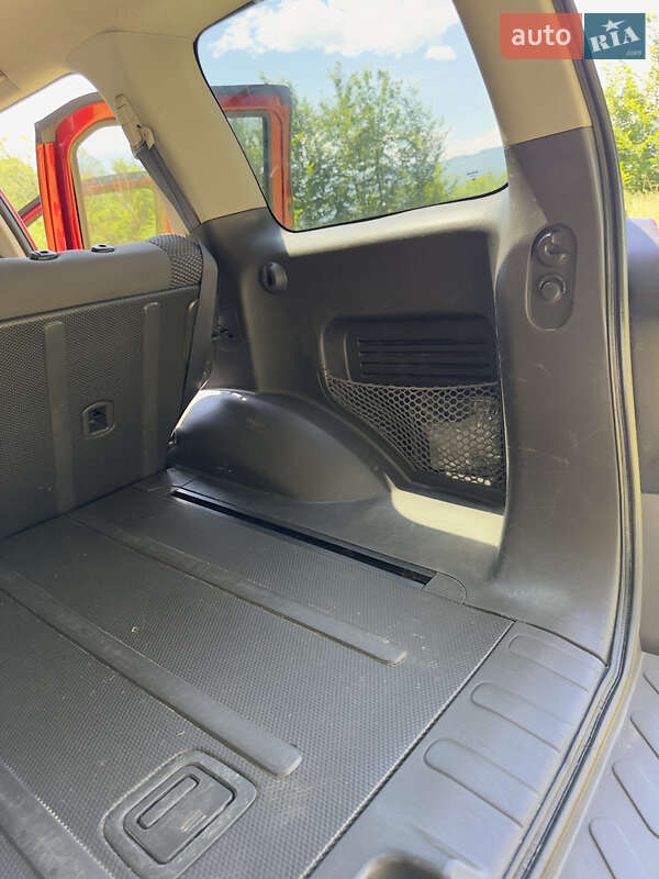 Позашляховик / Кросовер Nissan Xterra 2012 в Косові