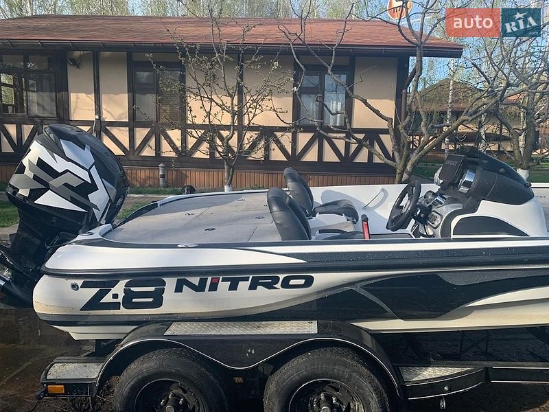 Катер Nitro Z 2010 в Києві