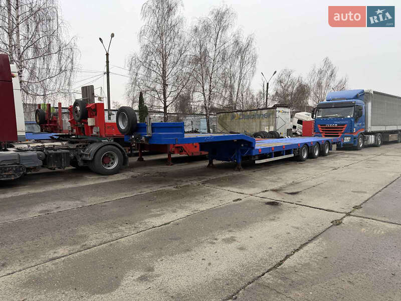 Низкорамная платформа Nooteboom OSD 2006 в Черновцах