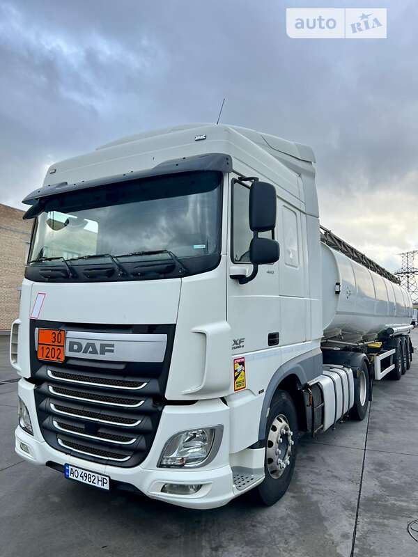 Цистерна напівпричіп NUOVA Ma.Na.Ro. 2010 в Києві