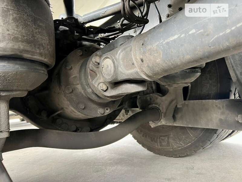 Цистерна напівпричіп NUOVA Ma.Na.Ro. 2010 в Києві