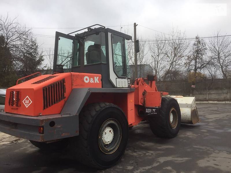 Фронтальні навантажувачі O&K L 1999 в Хмельницькому