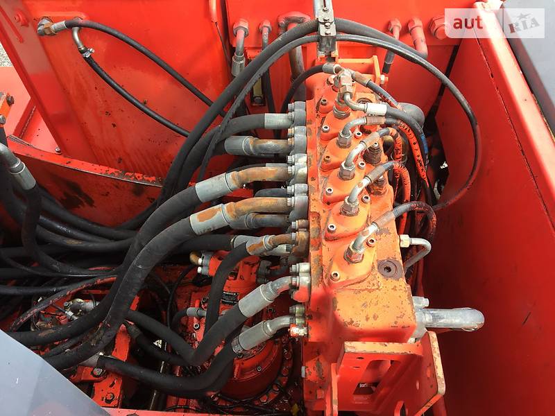 Колісний екскаватор O&K MH 1998 в Львові