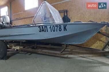 Човен Обь 1 1972 в Запоріжжі