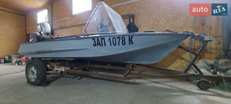 Лодка Обь 1 1972 в Запорожье