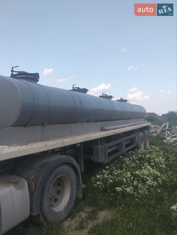 Цистерна полуприцеп ОДАЗ 9357 2006 в Городке фото Цистерна полуприцеп ОДАЗ 9357 2006 в Городке