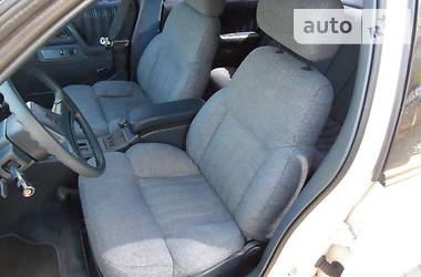 Седан Oldsmobile Cutlass 1993 в 