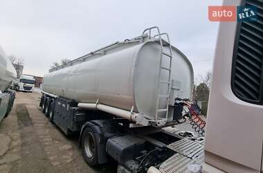 Цистерна полуприцеп OMT 3SCO1 1999 в 