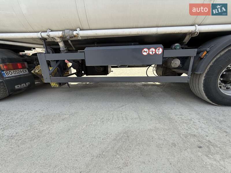 Цистерна напівпричіп OMT 3SCO1 1997 в Тернополі