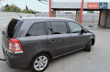 Минивэн Opel 1.8 Liter 2012 в 
