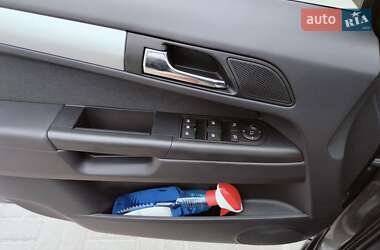 Минивэн Opel 1.8 Liter 2012 в 
