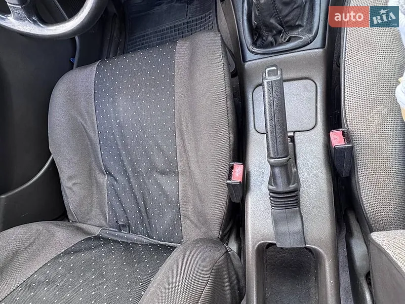 Opel 1.8 Liter 1987 VIN W0L000016H1170512 фото оголошення 14 з 44