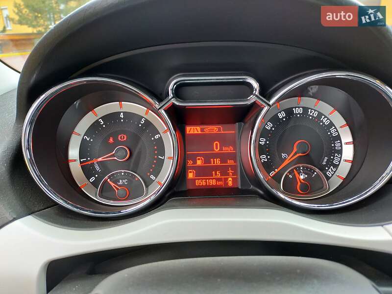 Хэтчбек Opel Adam 2013 в Ровно