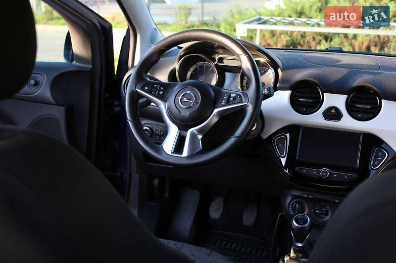 Хэтчбек Opel Adam 2018 в Ивано-Франковске