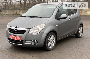 Opel Agila 2011