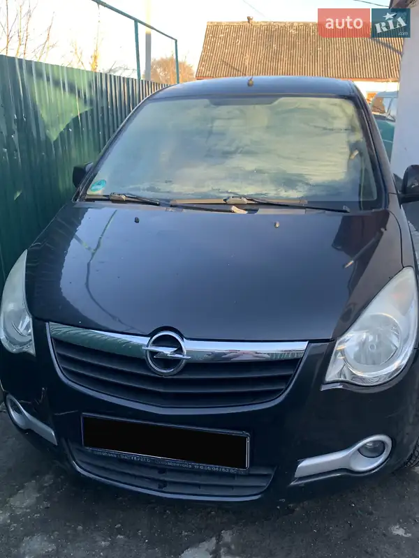 Opel Agila