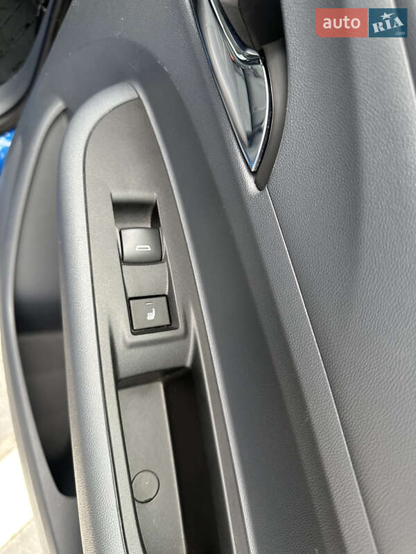 Хэтчбек Opel Ampera-e 2017 в Луцке