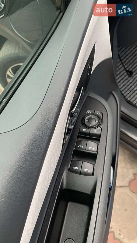 Хэтчбек Opel Ampera-e 2019 в Шептицькому фото 46 Хэтчбек Opel Ampera-e 2019 в Шептицькому