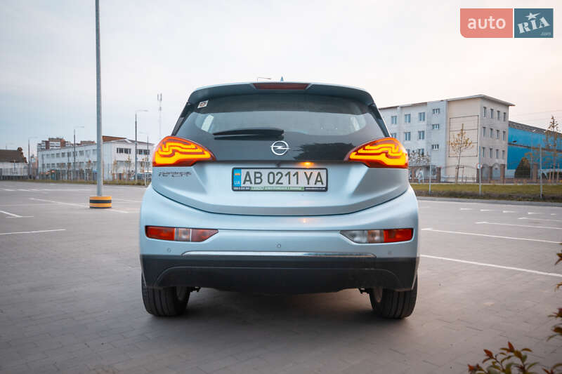 Хэтчбек Opel Ampera-e 2017 в Виннице