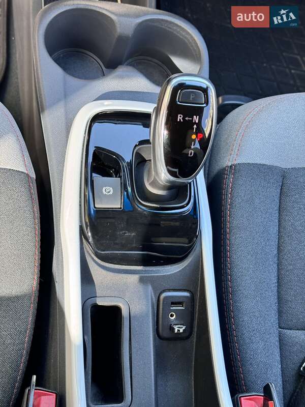 Хетчбек Opel Ampera-e 2017 в Чернівцях