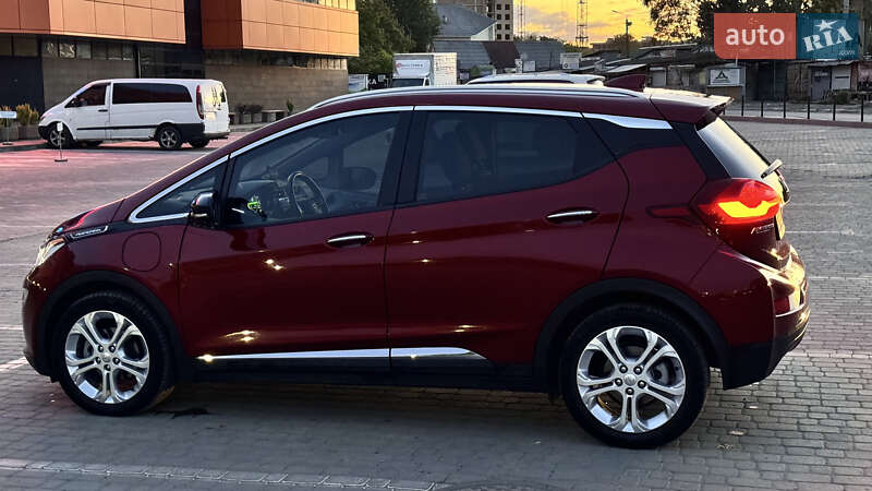 Хетчбек Opel Ampera-e 2017 в Чернівцях